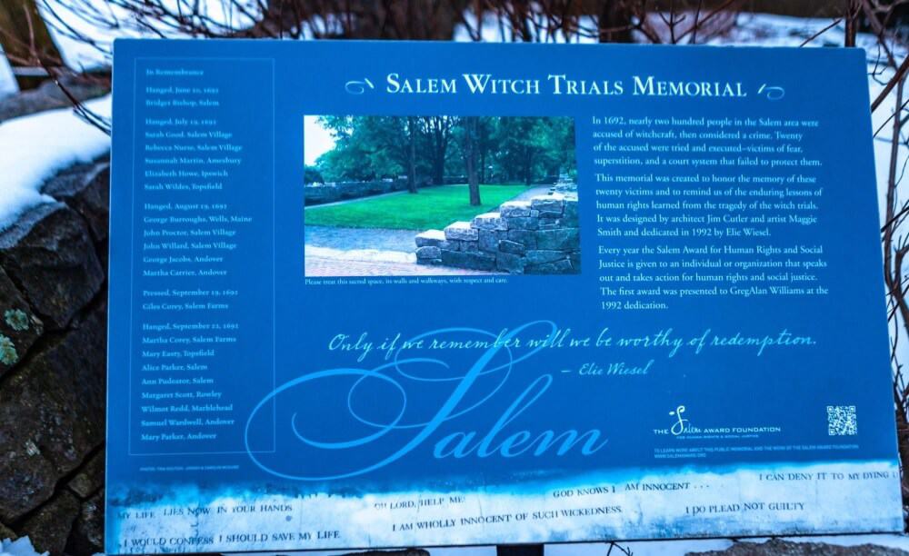 Salem with texas memorial sign.
